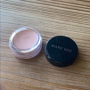 Mary Kay Cream Eye Color- pale blush